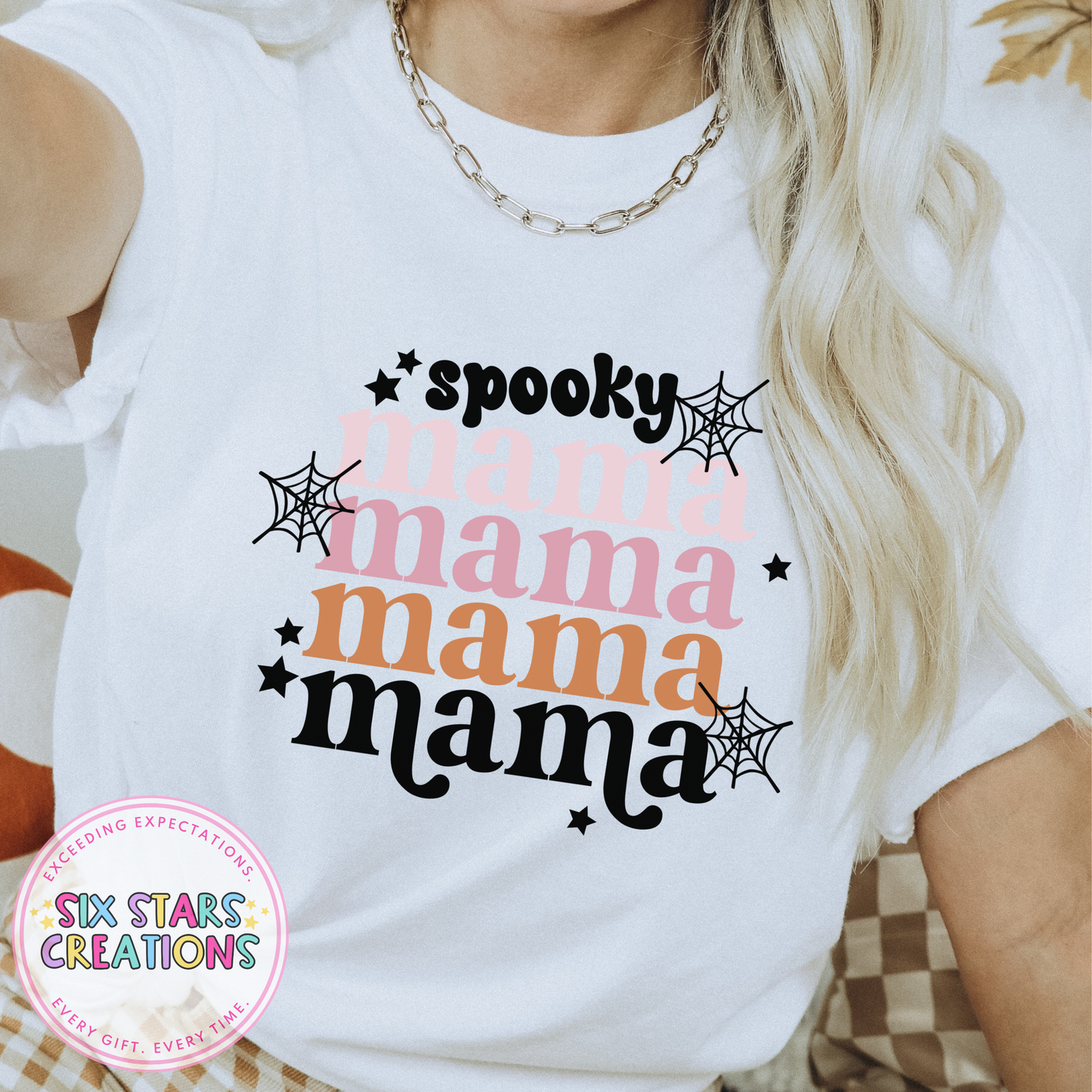 ‘SPOOKY MAMA’ T-Shirt