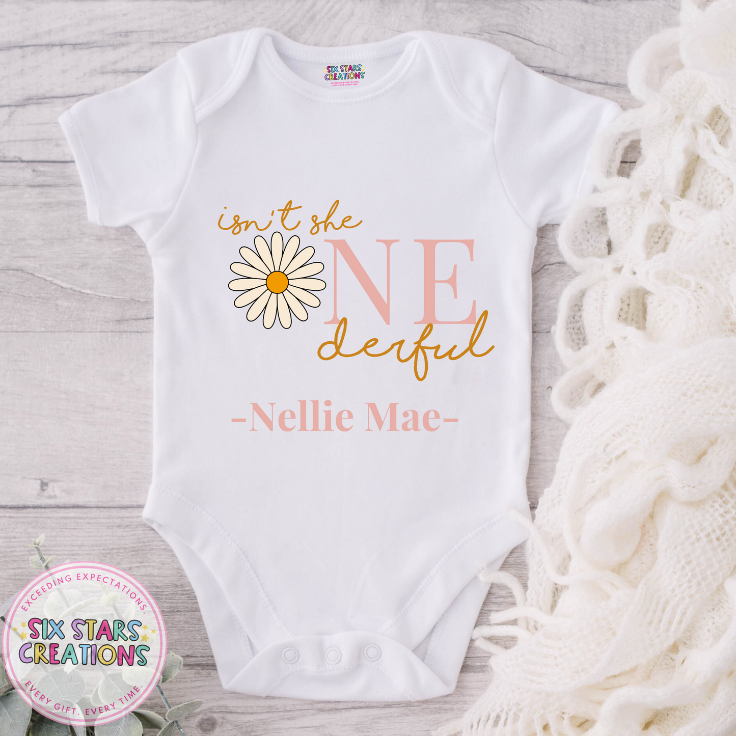 Personalised Birthday Bodysuit - Isn’t she Onederful Daisy Design